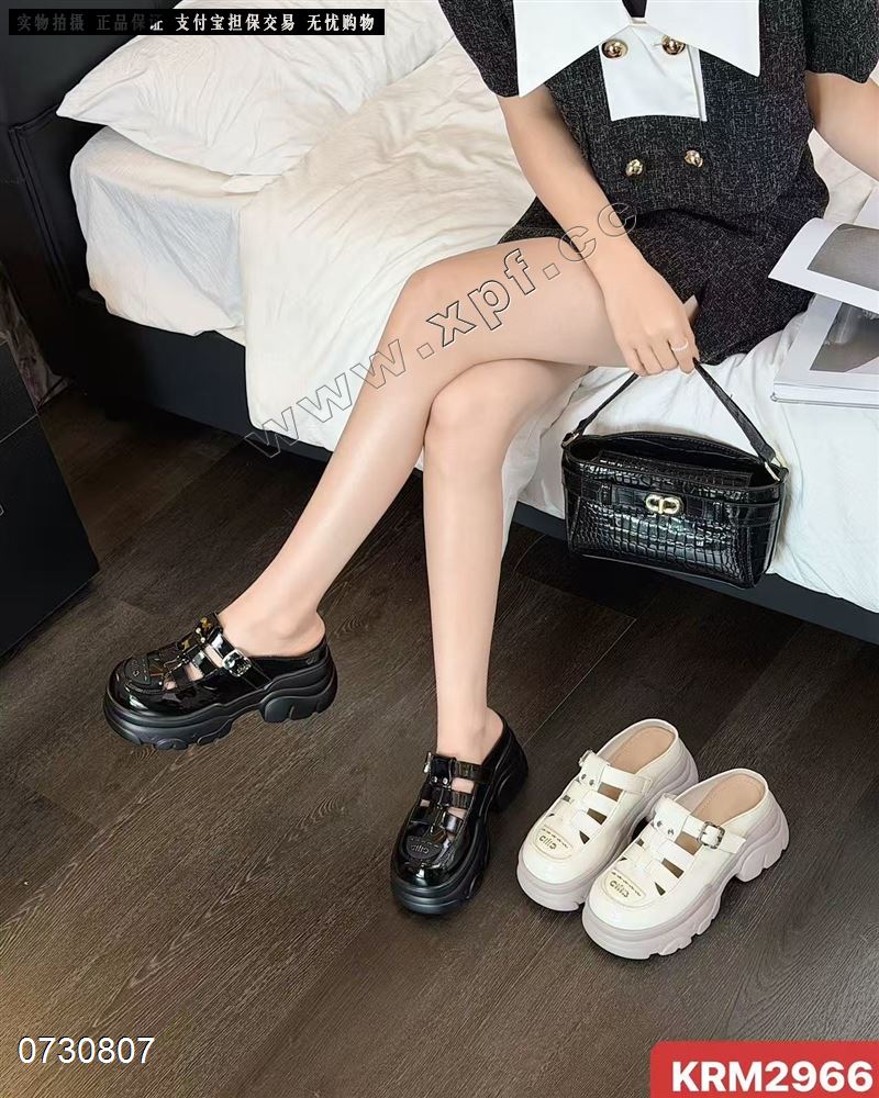 包头女拖鞋