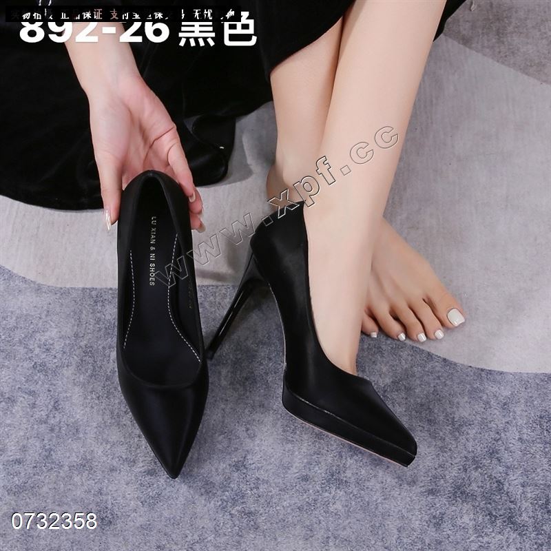 路仙妮892-26
