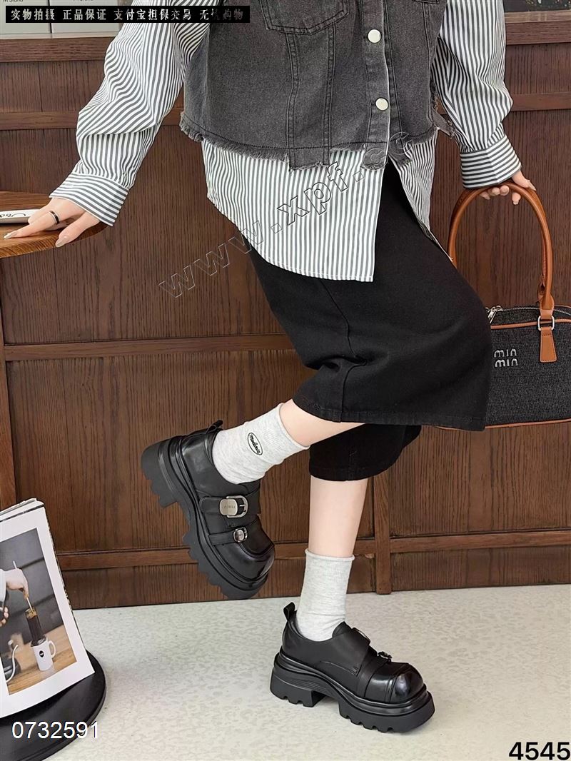 安妮黑豹4545
