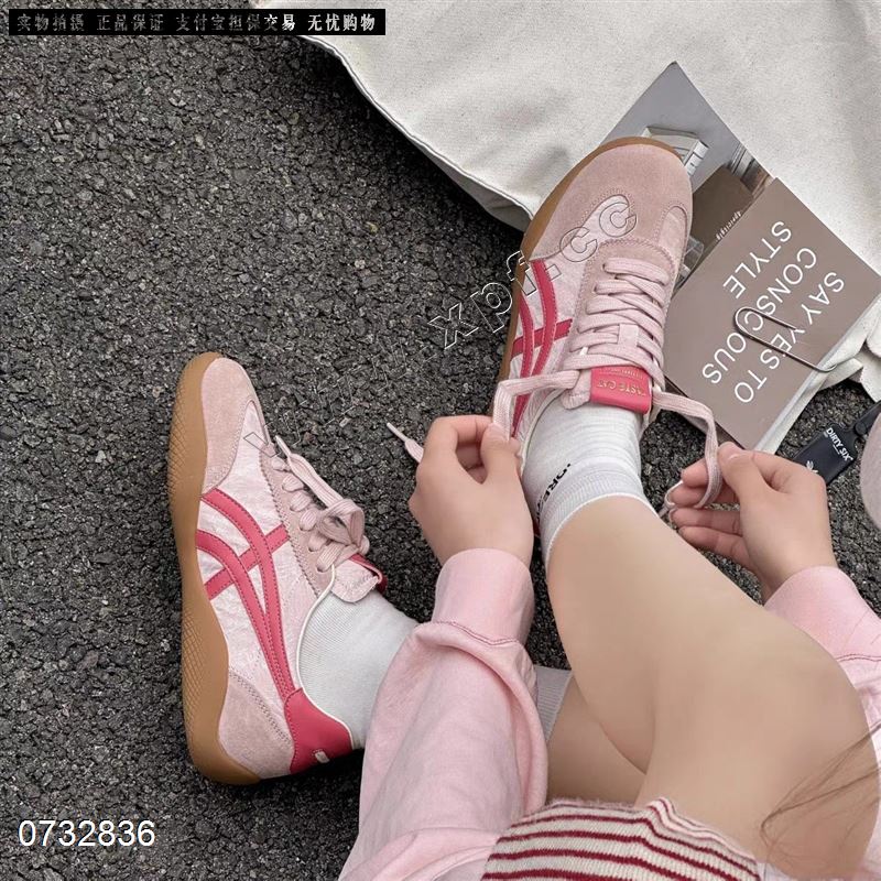 时尚休闲鞋  898-9   557990清货