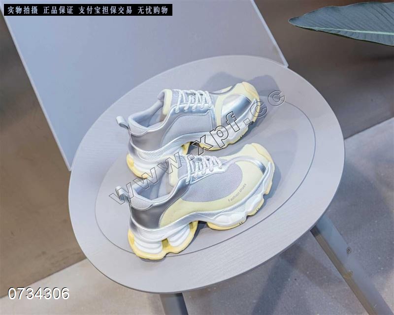 时尚休闲鞋