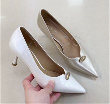 铂度迪妮  8Y89