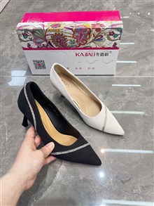 卡嘉莉 8825
