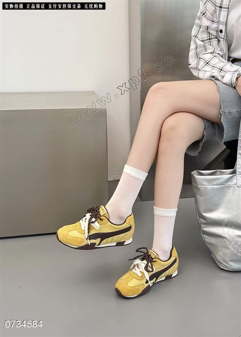 时尚休闲鞋7882-1