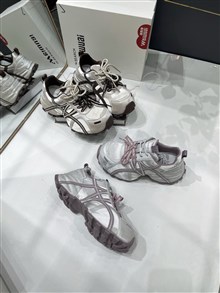 唯吾爱 721-1
