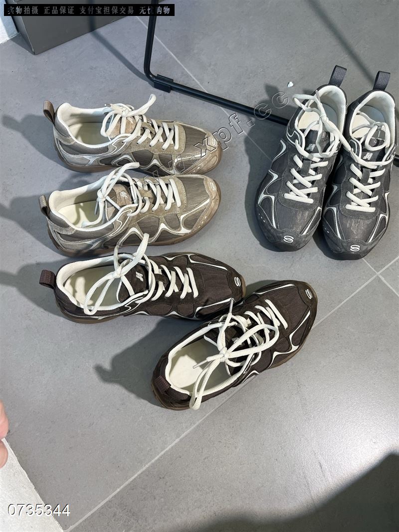 新款休闲鞋9005