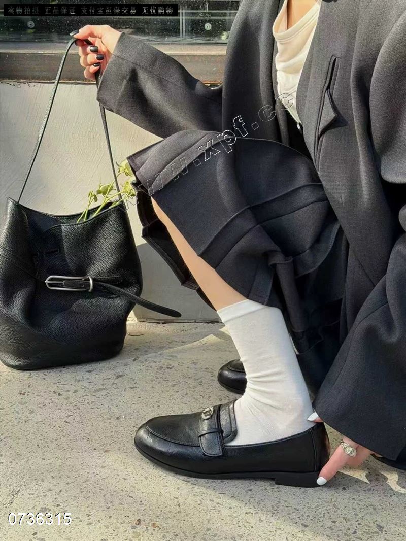 安妮黑豹3658