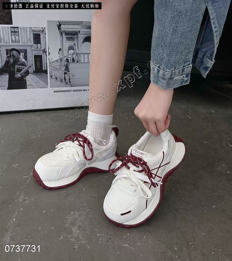 时尚休闲鞋
