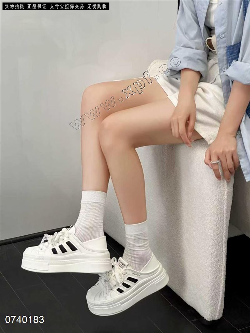 时尚休闲鞋99-6106  蝴蝶结可以拆
