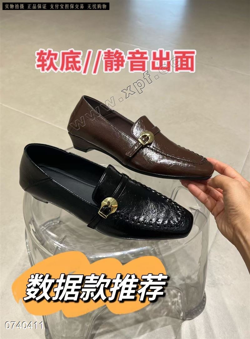 时尚单鞋