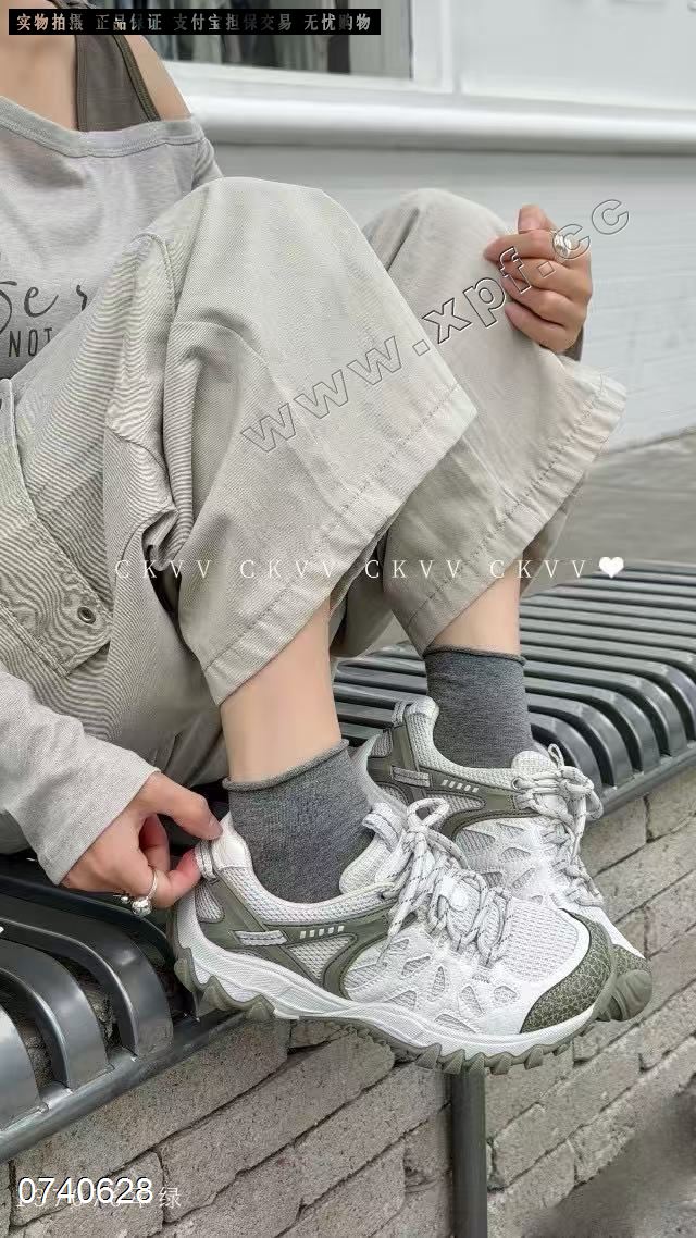 时尚休闲鞋