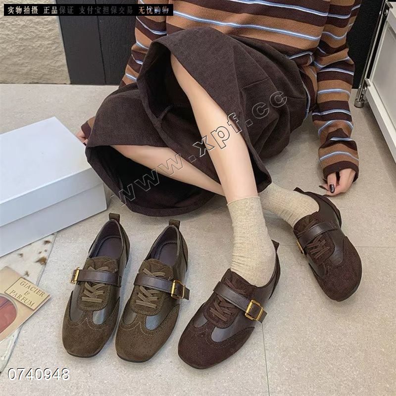 新款老钱扣单鞋81011