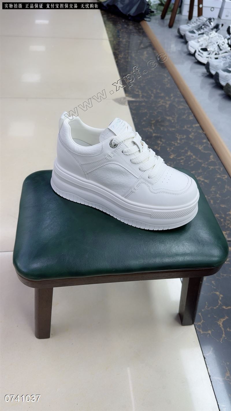 时尚休闲鞋厚底小白鞋