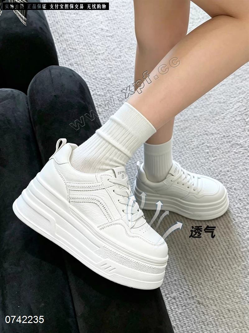 时尚休闲鞋