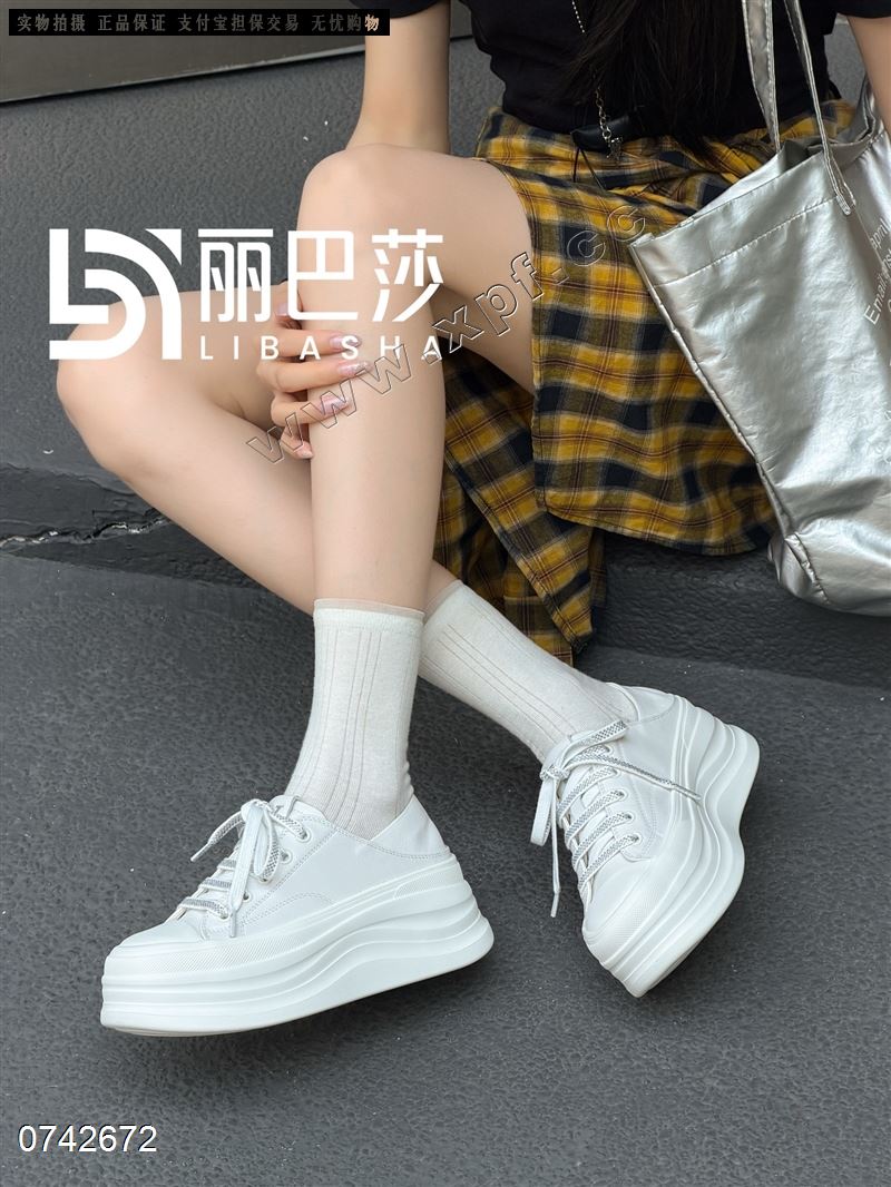 丽芭莎815