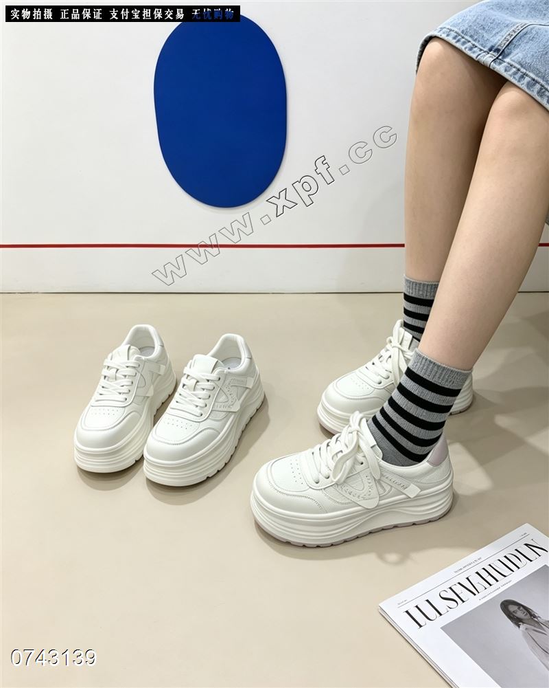EV  小白鞋