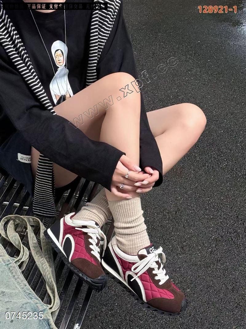 伊恋足