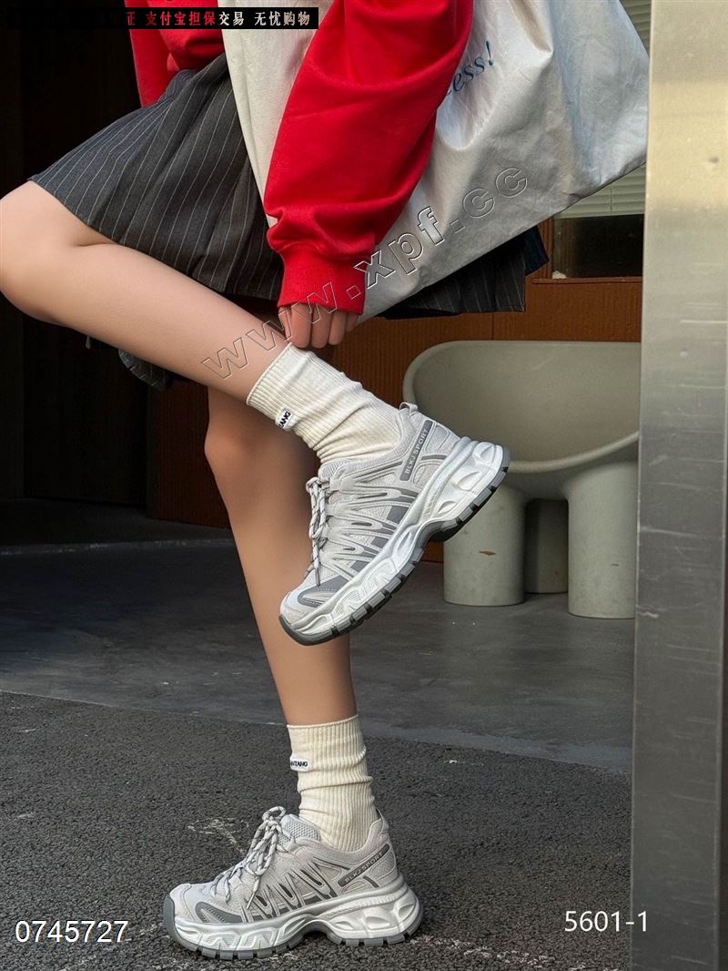 俏鞋馆15601