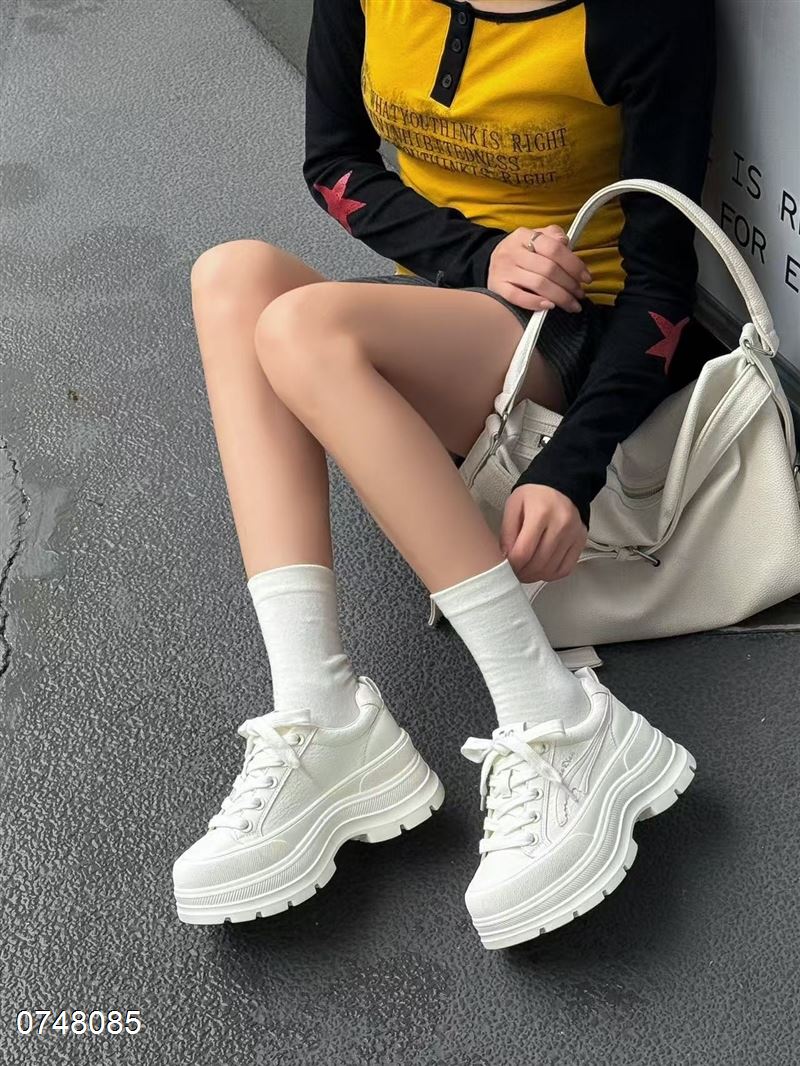 时尚休闲鞋