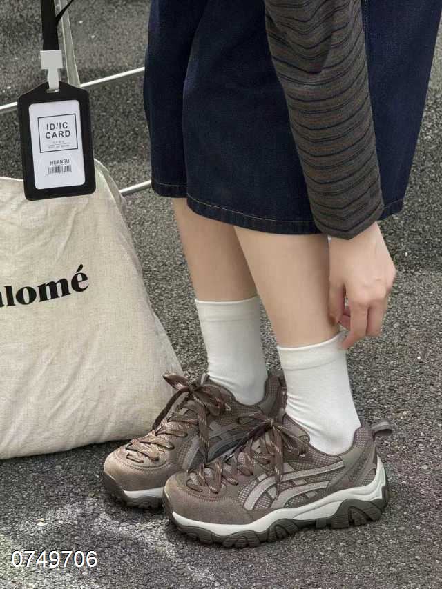 时尚休闲鞋