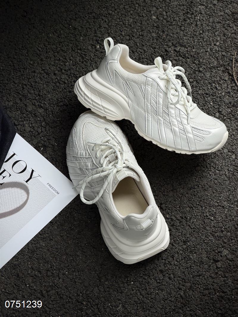 YYTT  26230