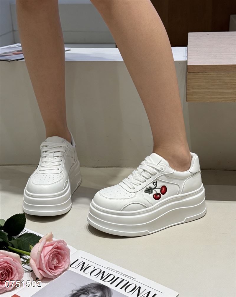 YYTT  698-02