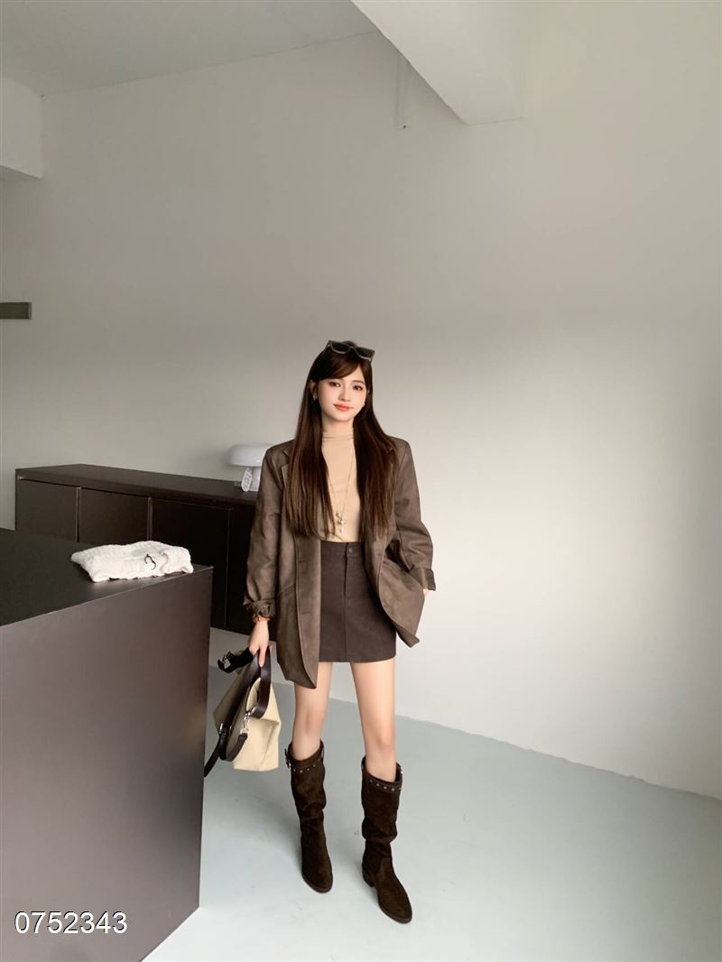 她佳她
