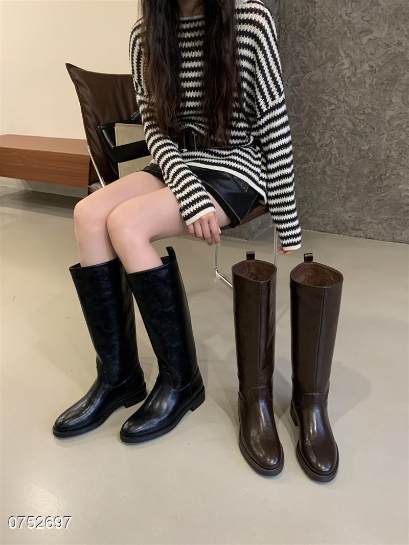 她佳她