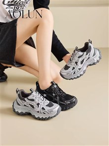 茉妮卡6111-66